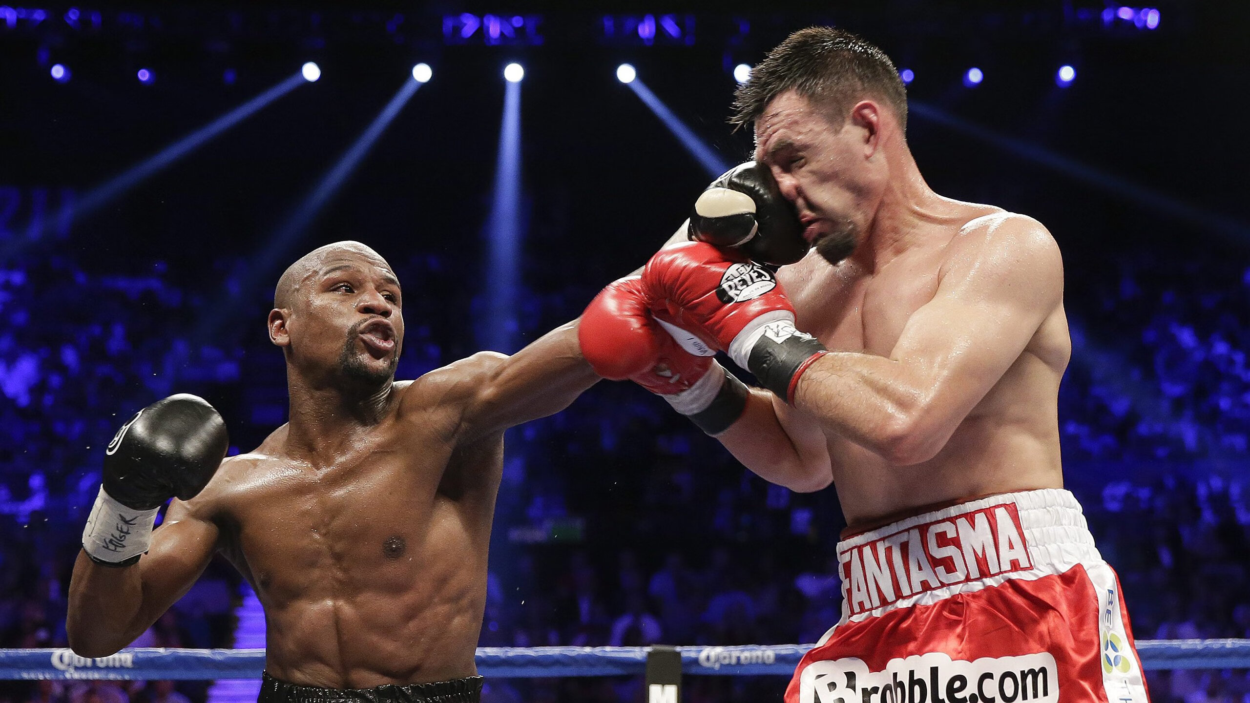 德布劳内迎来七赛季高光表现，TES球迷沸腾！